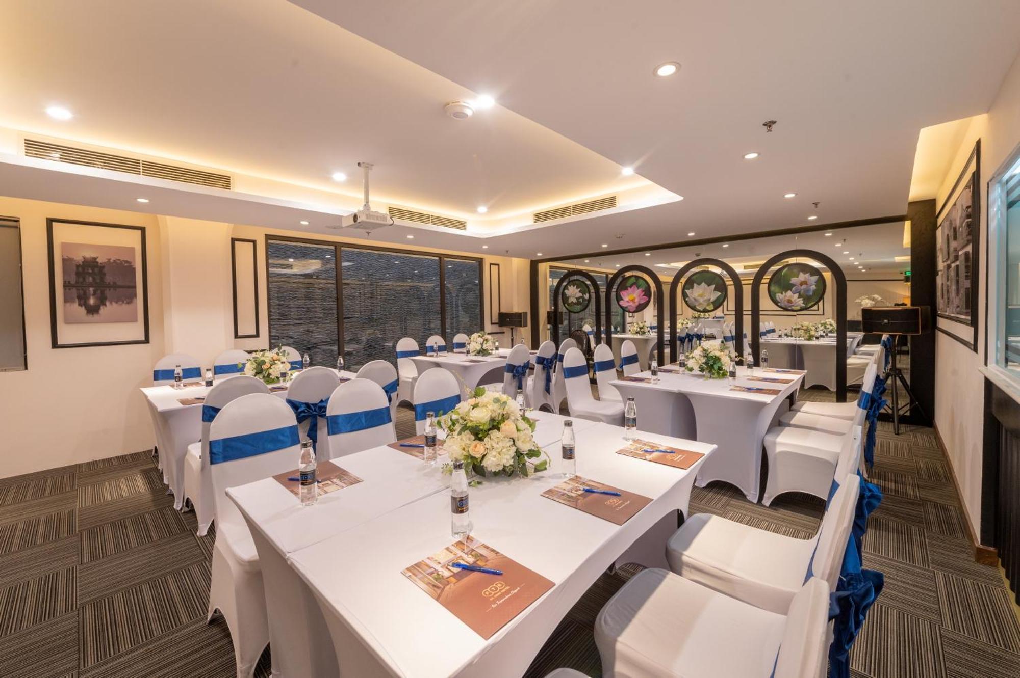 Fte Ba Dinh Hotel — Photos 1